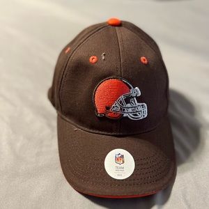 Brand new - NFL official licensed - kids Cleveland browns hat